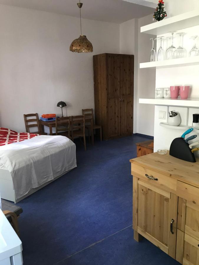 Apartamento Klein App In Alt - Tegel Berlín Exterior foto